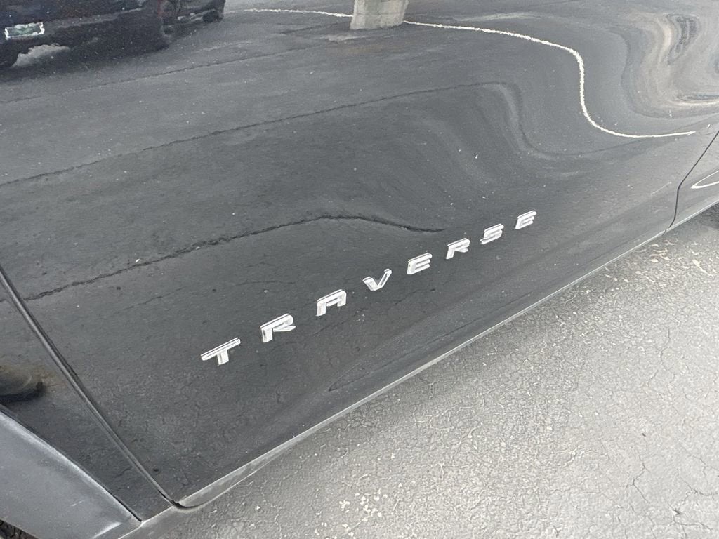 2024 Chevrolet Traverse LT