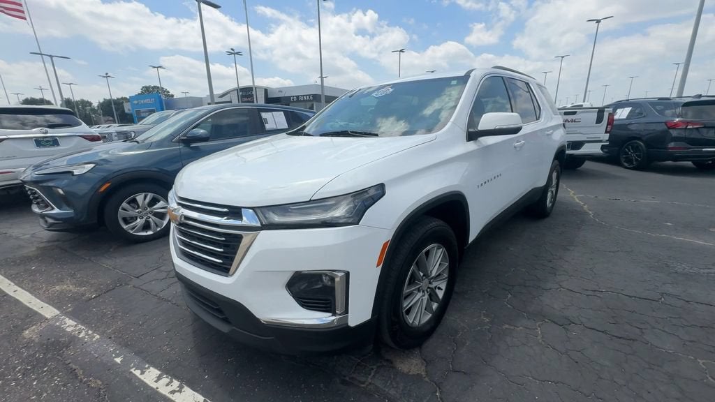 2023 Chevrolet Traverse LT Cloth