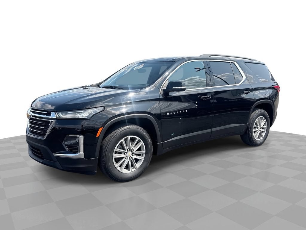 2023 Chevrolet Traverse LT Leather
