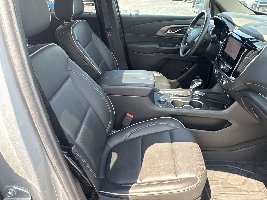2022 Chevrolet Traverse Premier
