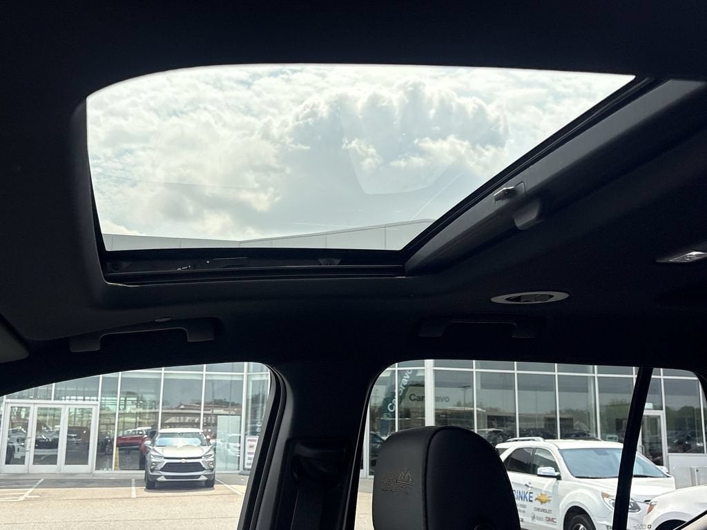 2023 Chevrolet Traverse High Country