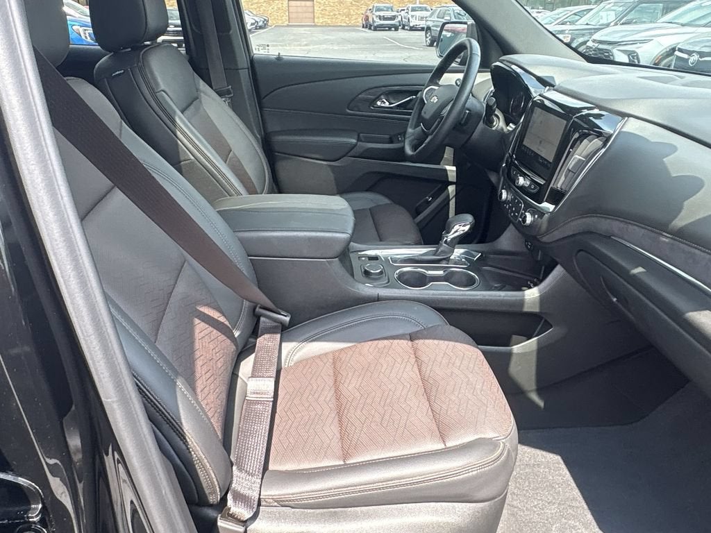 2023 Chevrolet Traverse High Country