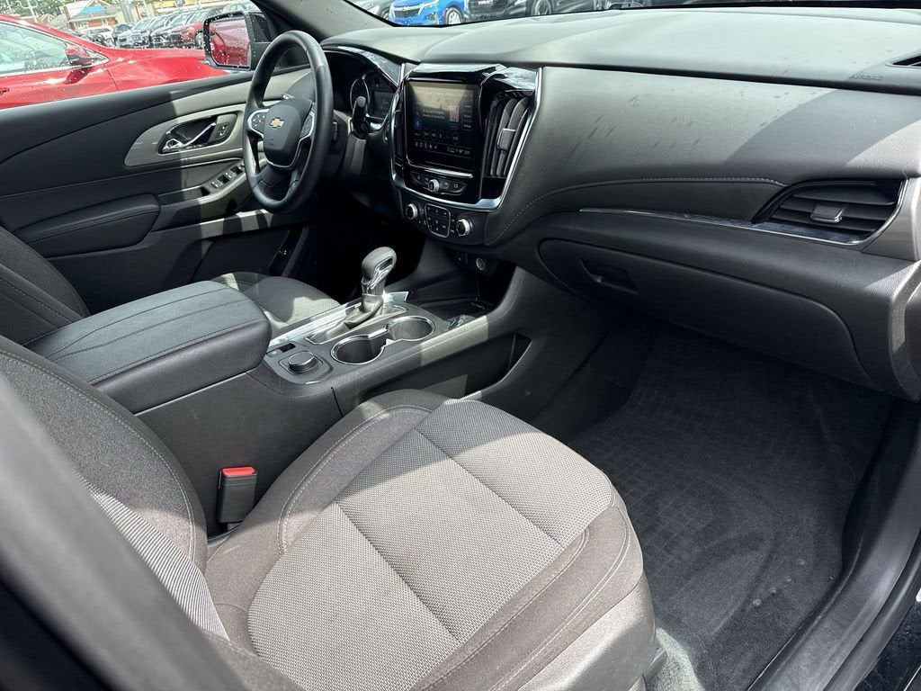 2024 Chevrolet Traverse Limited LT Cloth