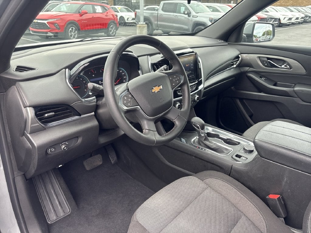 2024 Chevrolet Traverse Limited LT Cloth