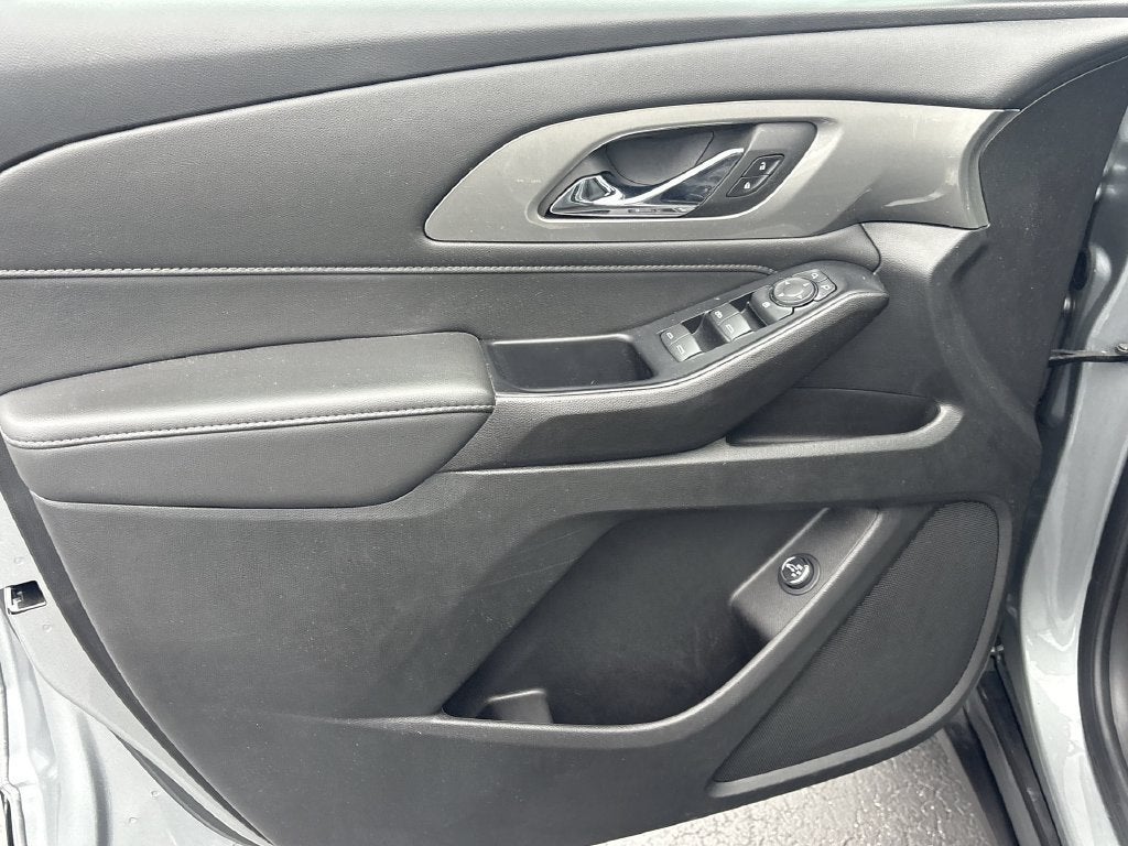 2024 Chevrolet Traverse Limited LT Cloth