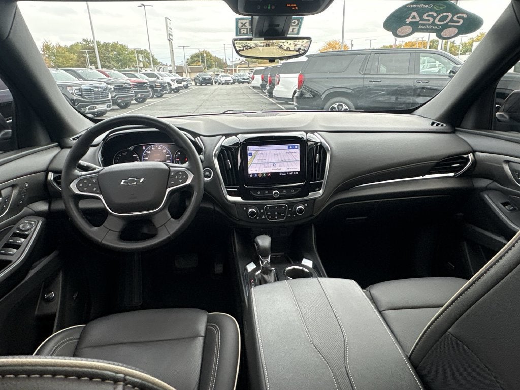 2023 Chevrolet Traverse Premier - Photo 21