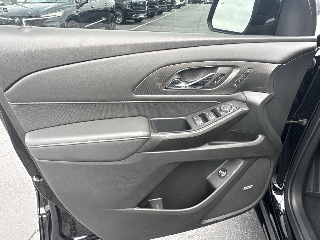 2023 Chevrolet Traverse Premier - Photo 23