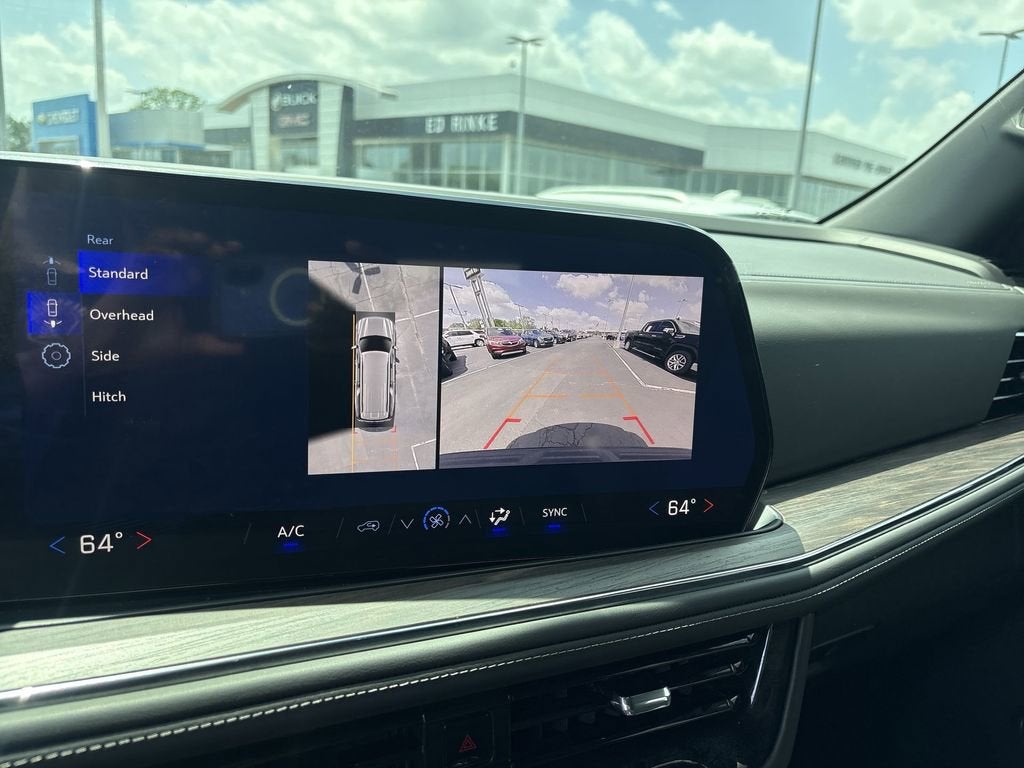 2025 Chevrolet Suburban LS