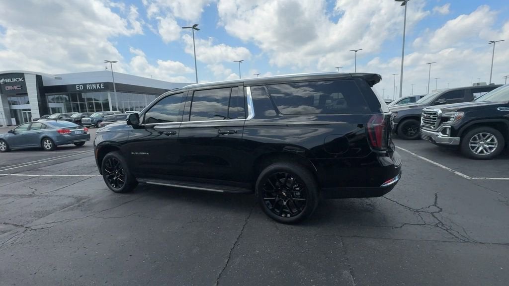 2025 Chevrolet Suburban LS