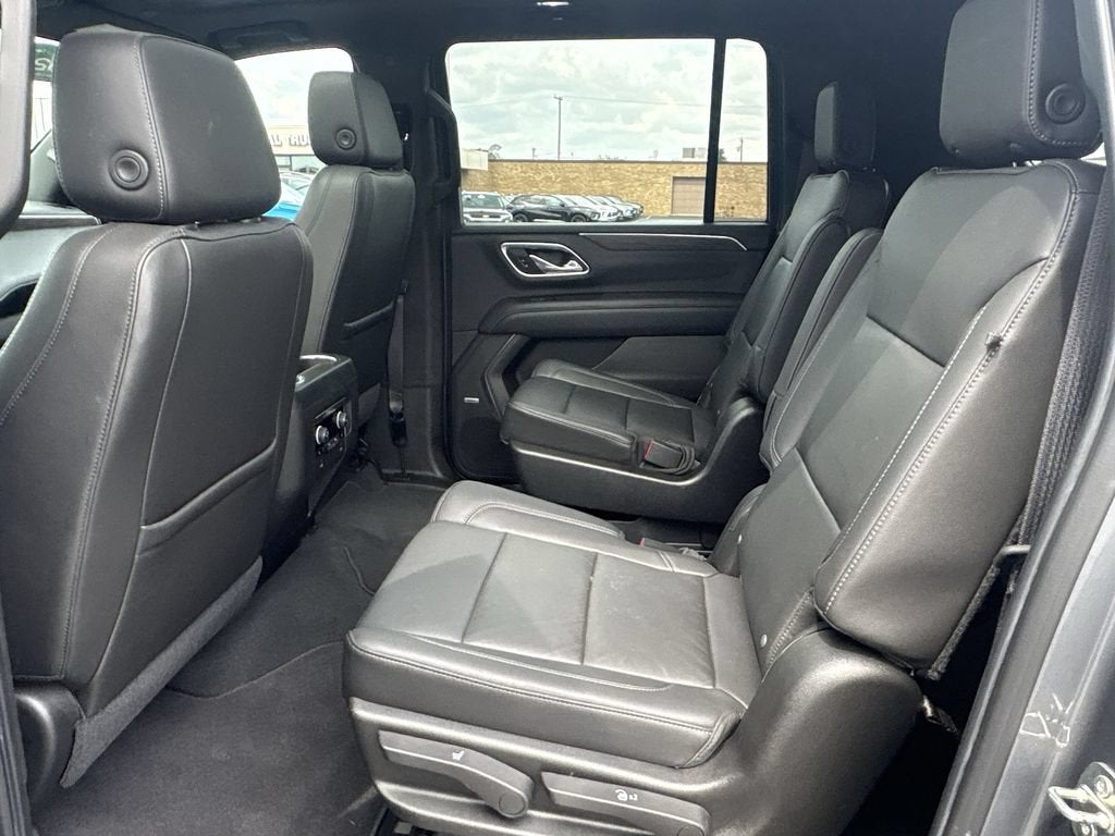 2021 Chevrolet Suburban LT