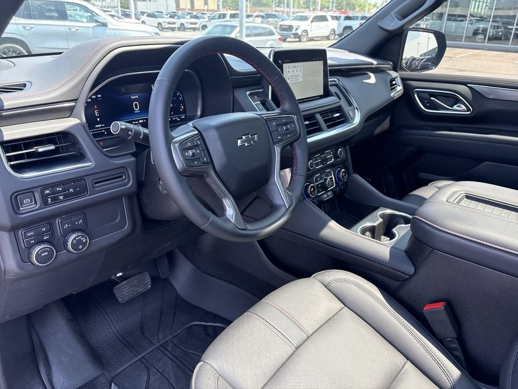 2023 Chevrolet Suburban RST
