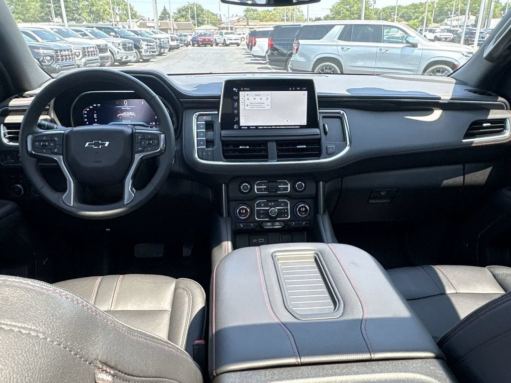 2023 Chevrolet Suburban RST