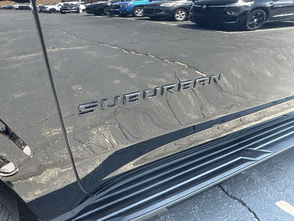 2023 Chevrolet Suburban RST