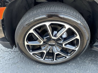 2023 Chevrolet Suburban RST