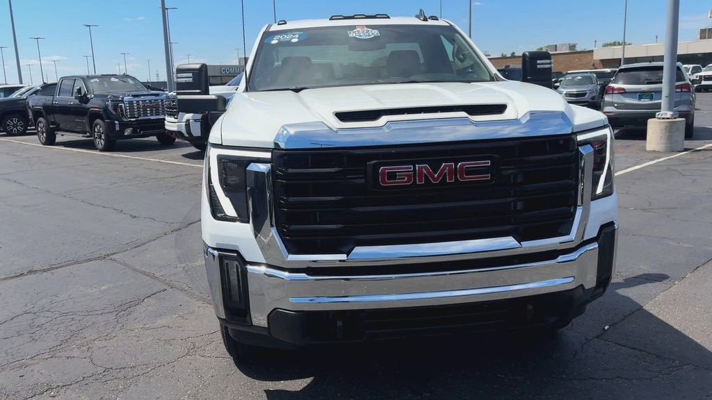 2024 GMC Sierra 2500 HD Pro