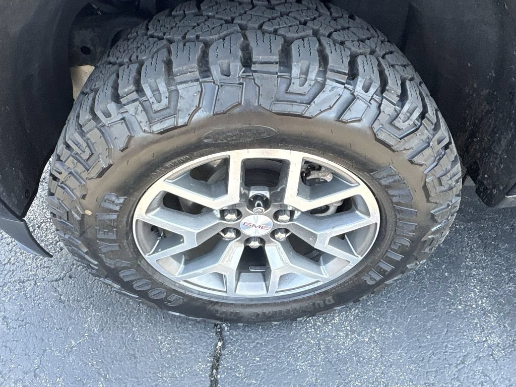 2021 GMC Canyon 4WD AT4 w/Leather