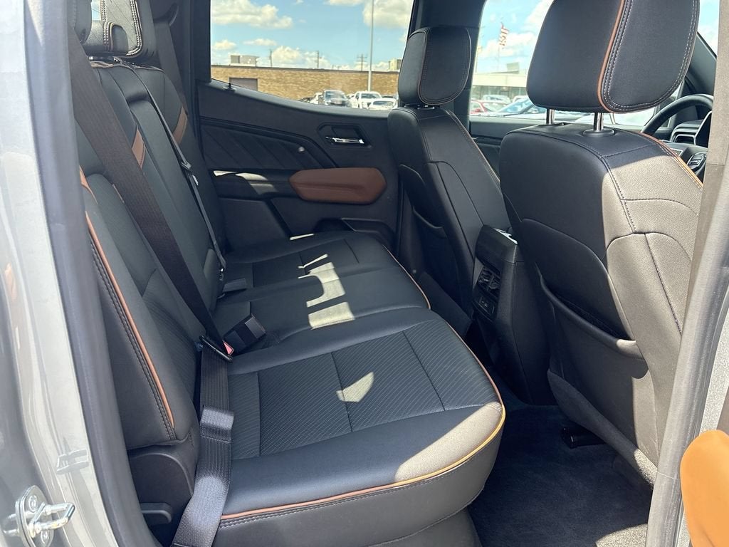 2023 GMC Canyon AT4