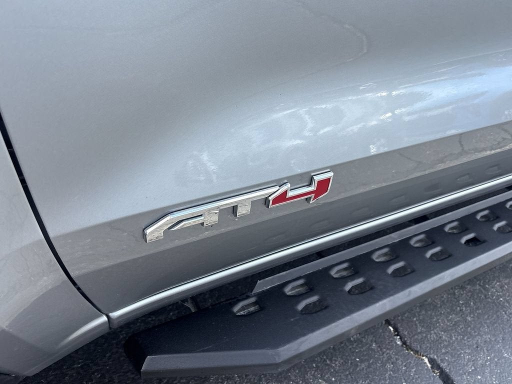 2023 GMC Canyon AT4
