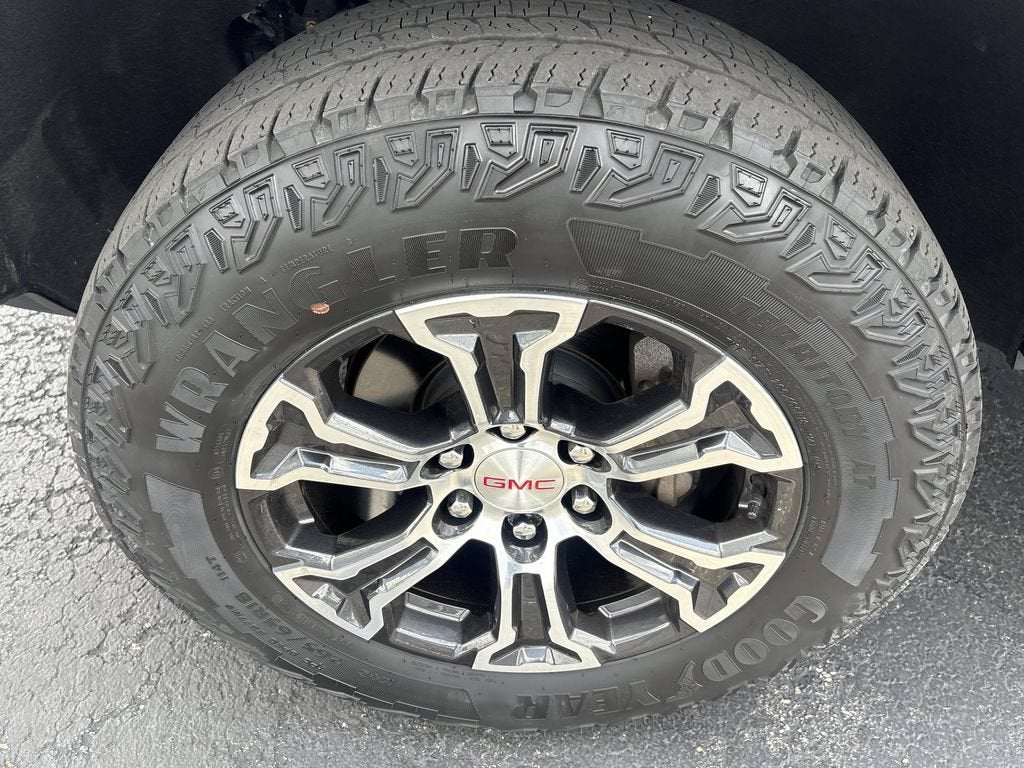 2023 GMC Canyon AT4