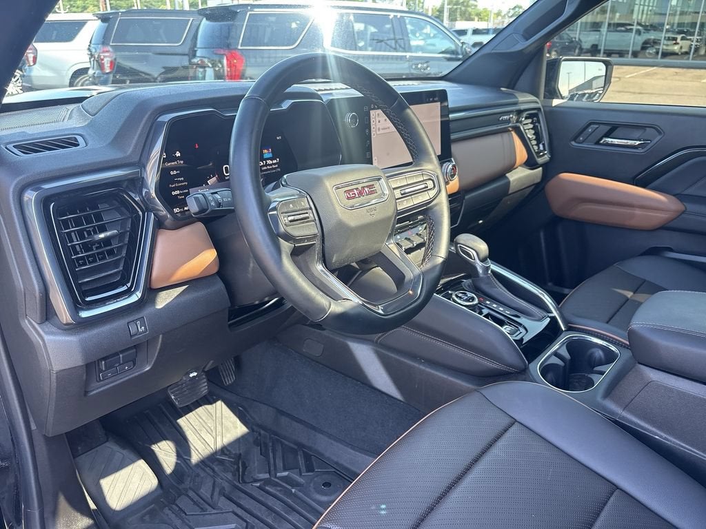 2024 GMC Canyon AT4