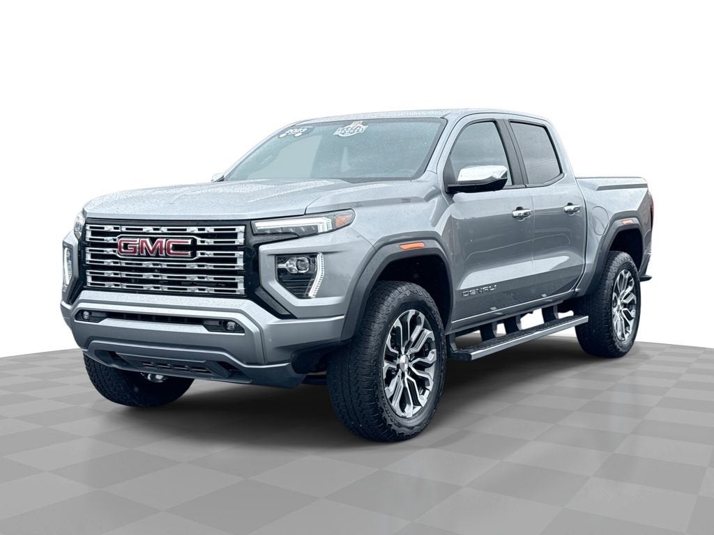 2023 GMC Canyon 4WD Denali Crew Cab Short Box's photo