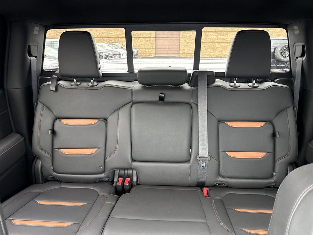 2022 GMC Sierra 1500 Limited AT4