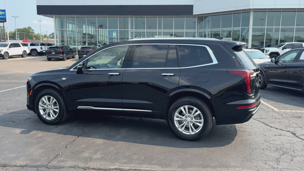 2025 Cadillac XT6 Luxury