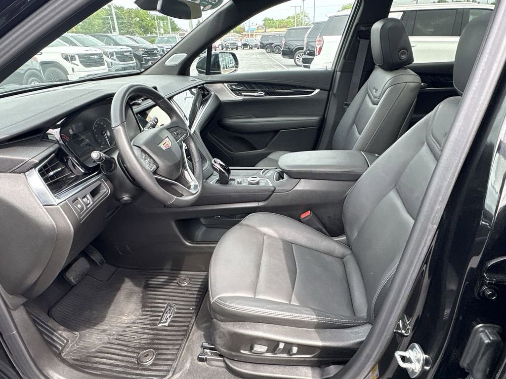 2024 Cadillac XT6 Premium Luxury