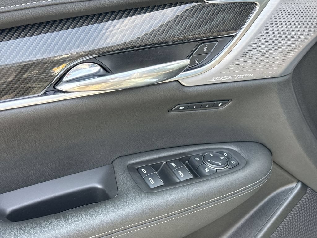 2024 Cadillac XT6 Sport