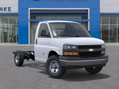 2026 Chevrolet Express Cutaway 3500 1WT