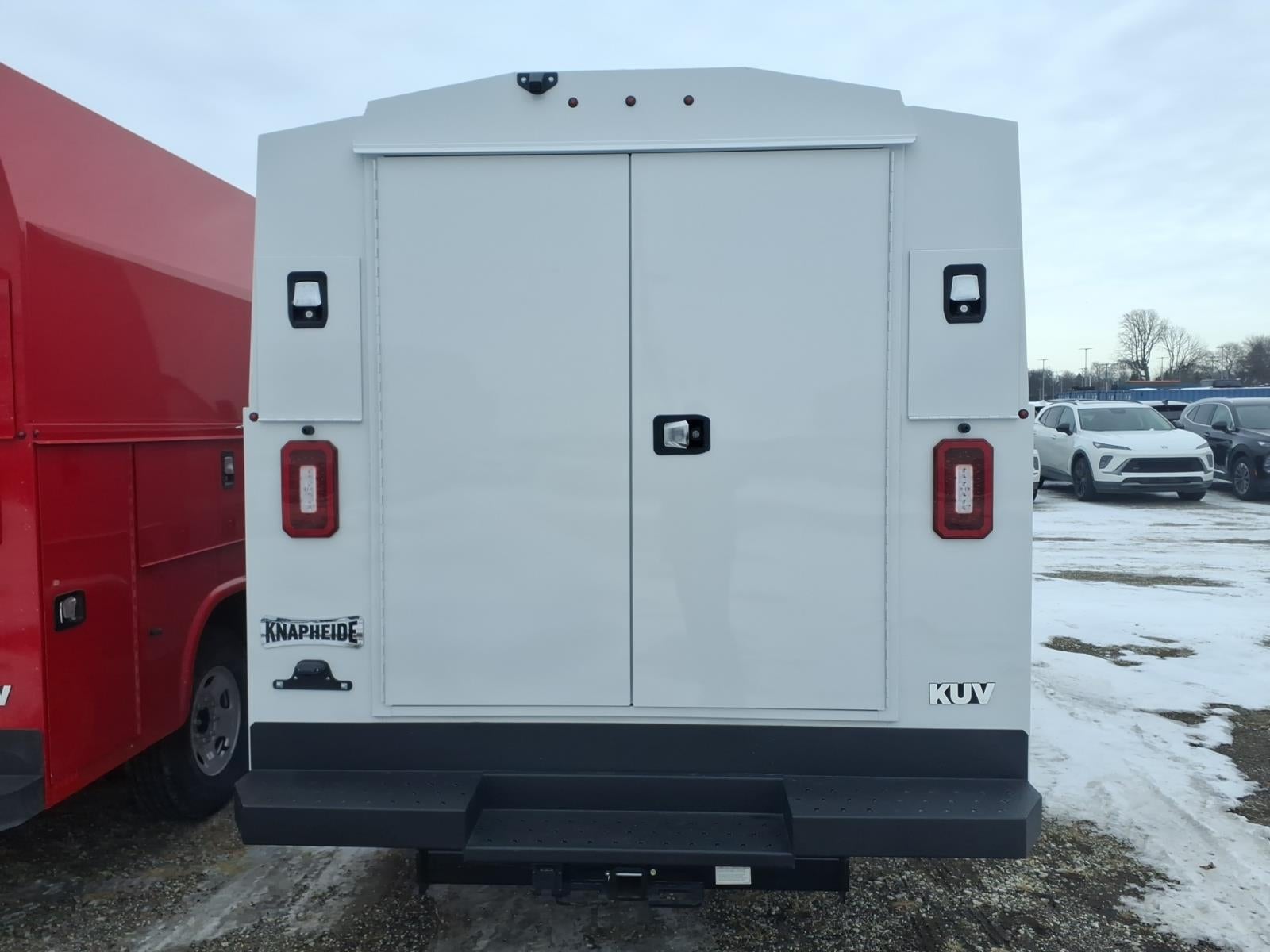2026 Chevrolet Express Cutaway 3500 1WT