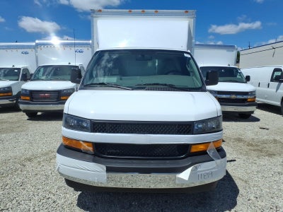 2026 Chevrolet Express Cutaway 3500 1WT