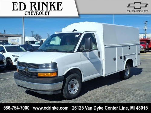 2026 Chevrolet Express Cutaway 3500 1WT