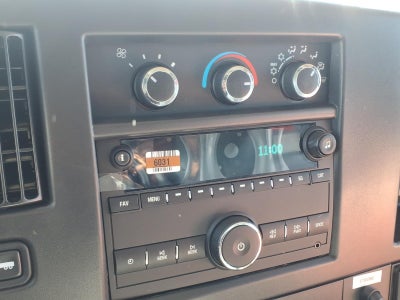 2026 Chevrolet Express Cutaway 3500 1WT