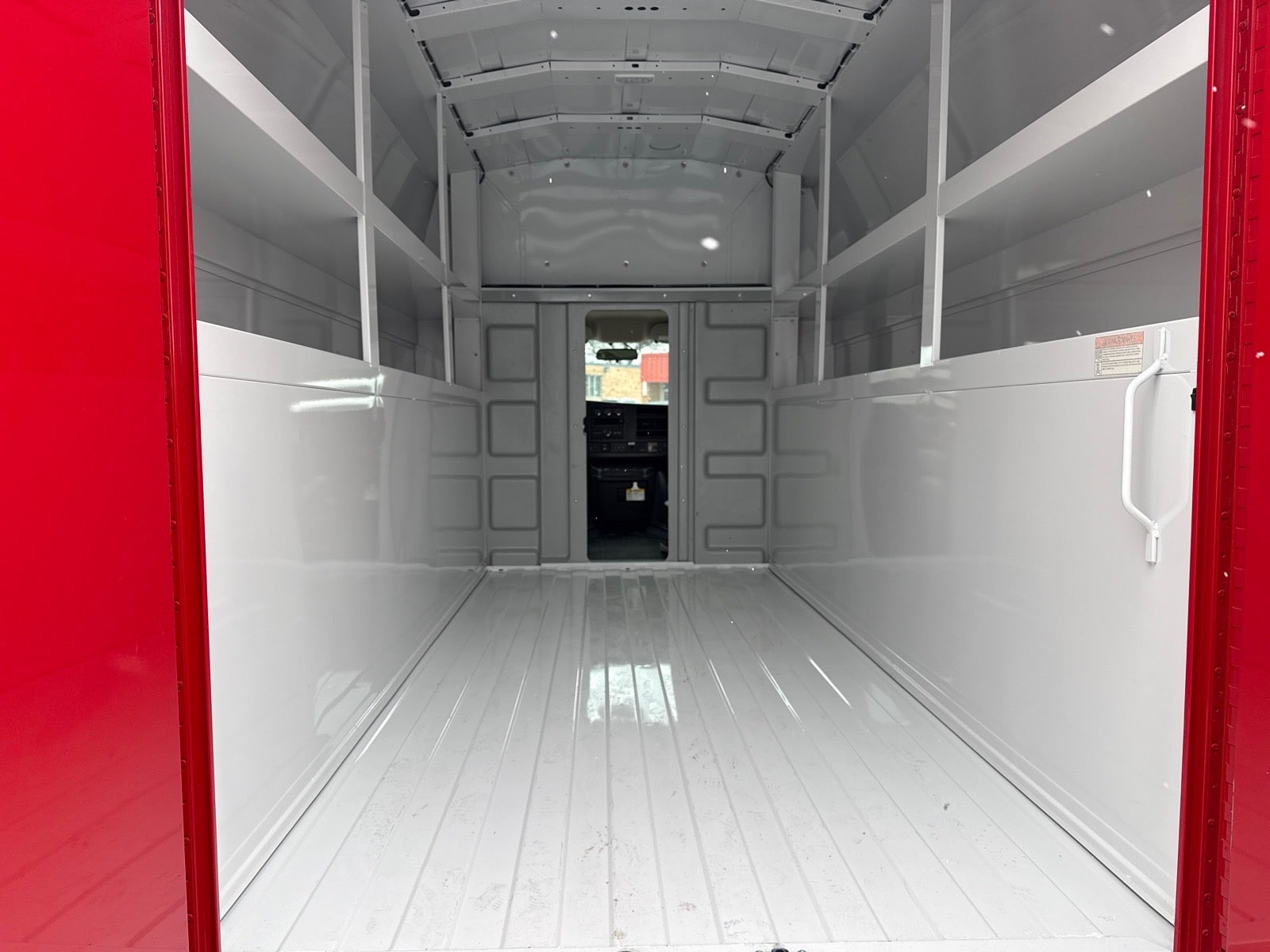 2026 Chevrolet Express Cutaway 3500 1WT