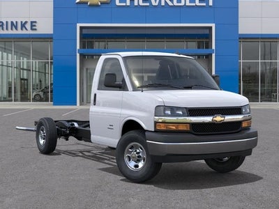 2026 Chevrolet Express Cutaway 3500 1WT