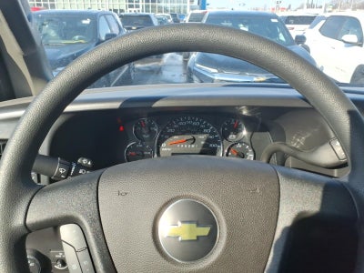2026 Chevrolet Express Cutaway 3500 1WT