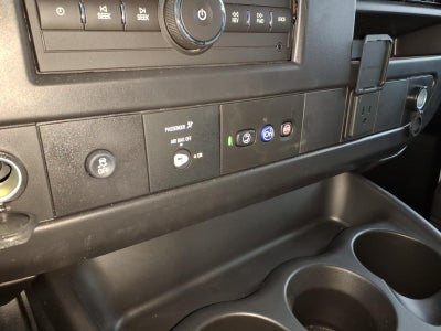 2025 Chevrolet Express Cutaway 3500 1WT