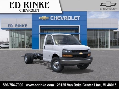 2025 Chevrolet Express Cutaway 3500 1WT