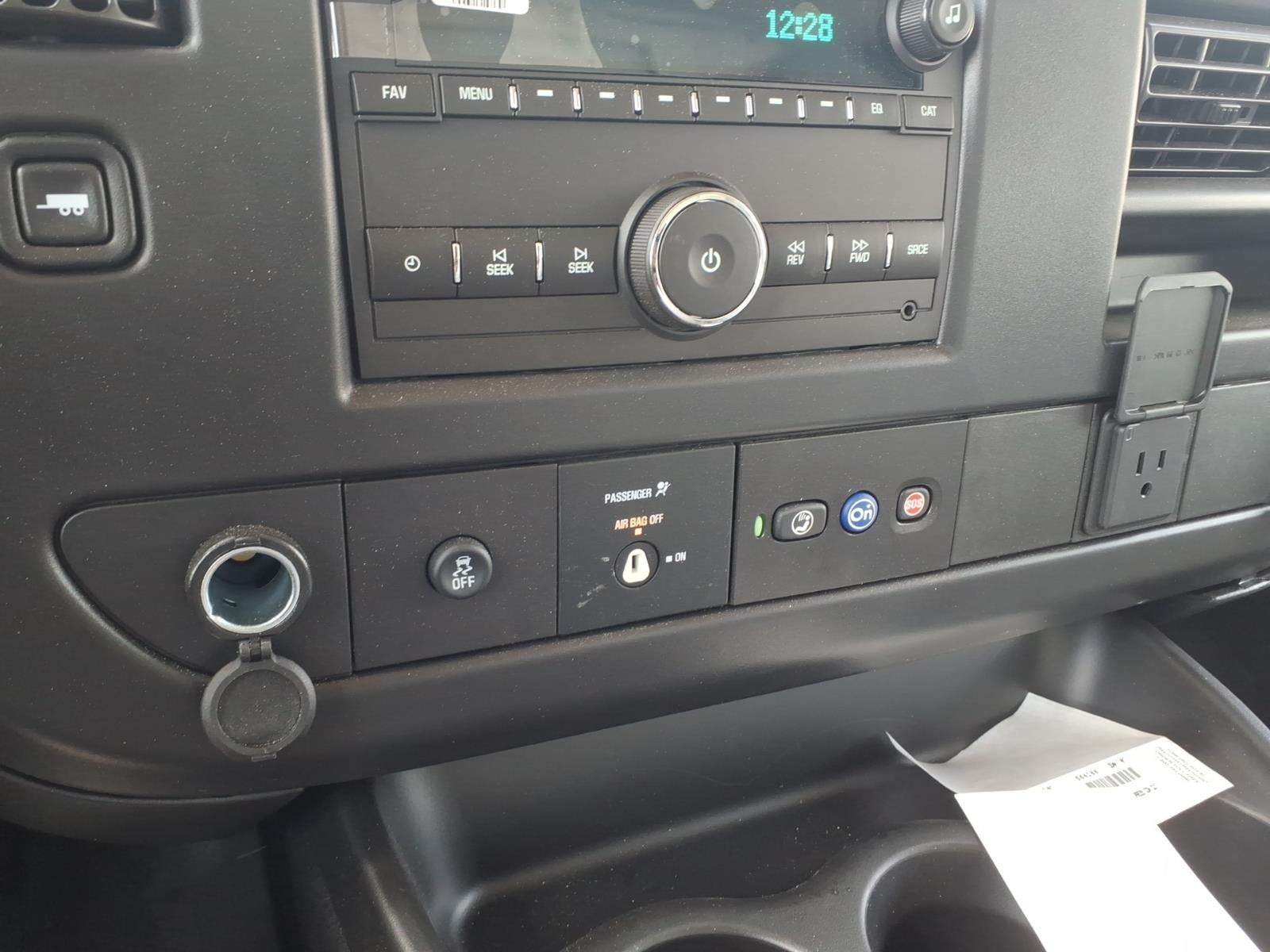 2026 Chevrolet Express Cutaway 3500 1WT