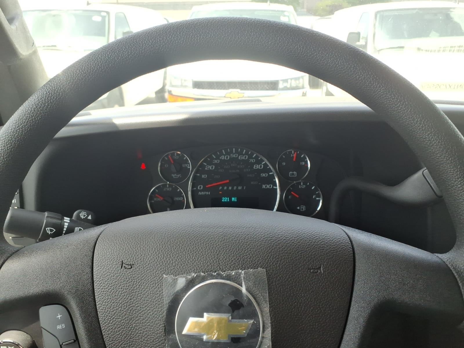 2026 Chevrolet Express Cutaway 3500 1WT