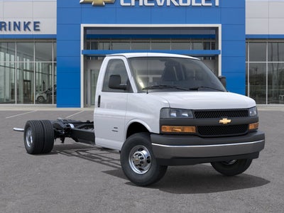 2026 Chevrolet Express Cutaway 3500 1WT