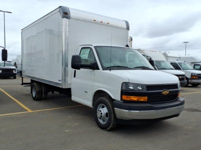 2025 Chevrolet Express Cutaway 3500 1WT