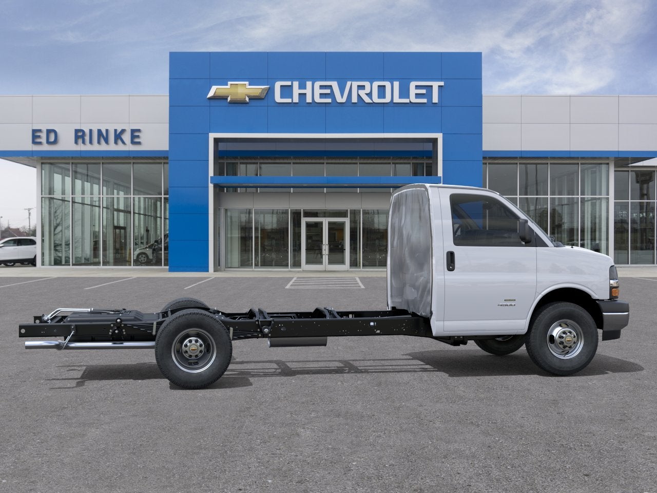 2026 Chevrolet Express Cutaway 4500 2WT