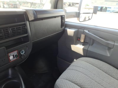 2026 Chevrolet Express Cutaway 4500 2WT