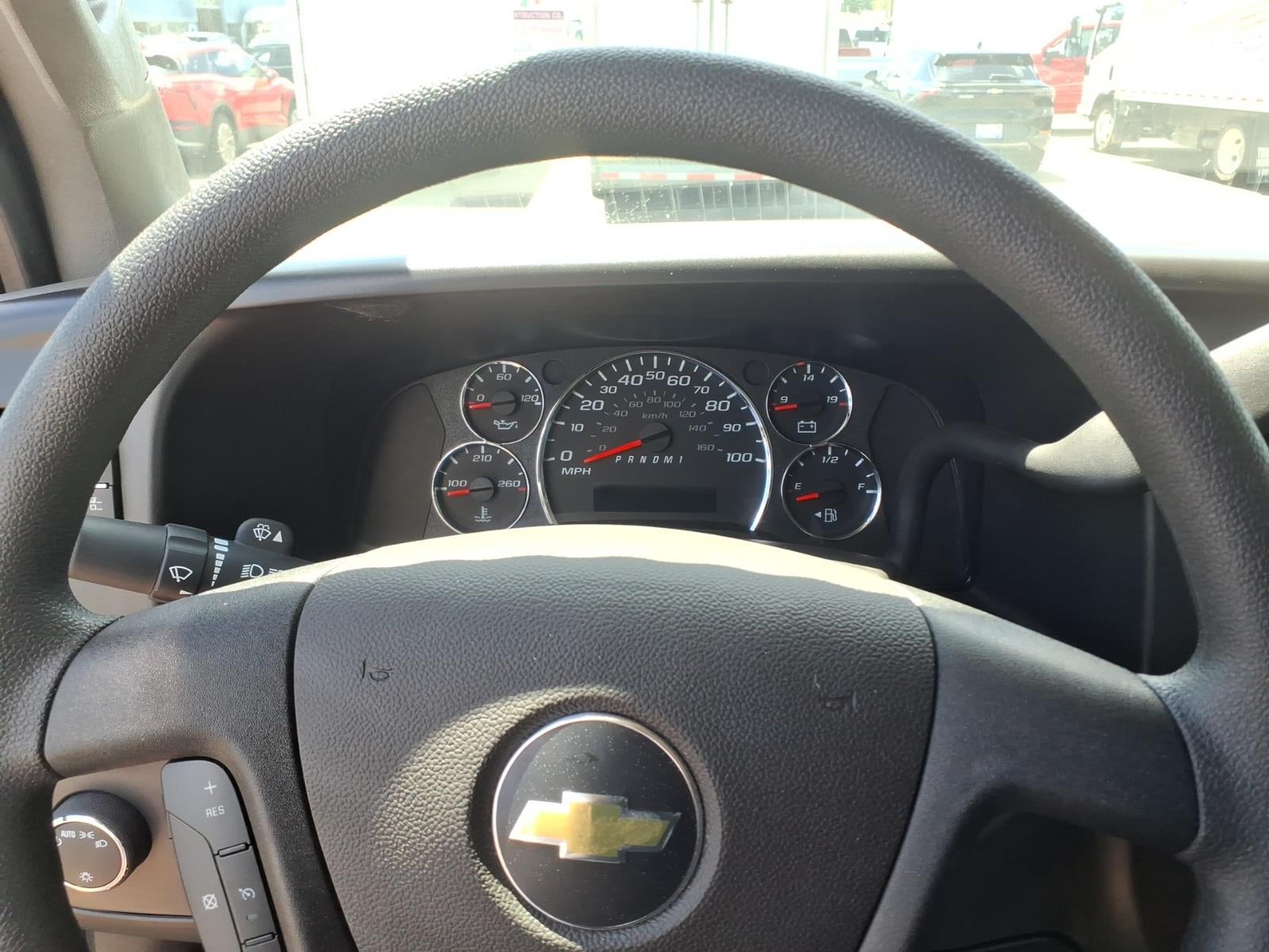 2026 Chevrolet Express Cutaway 4500 2WT