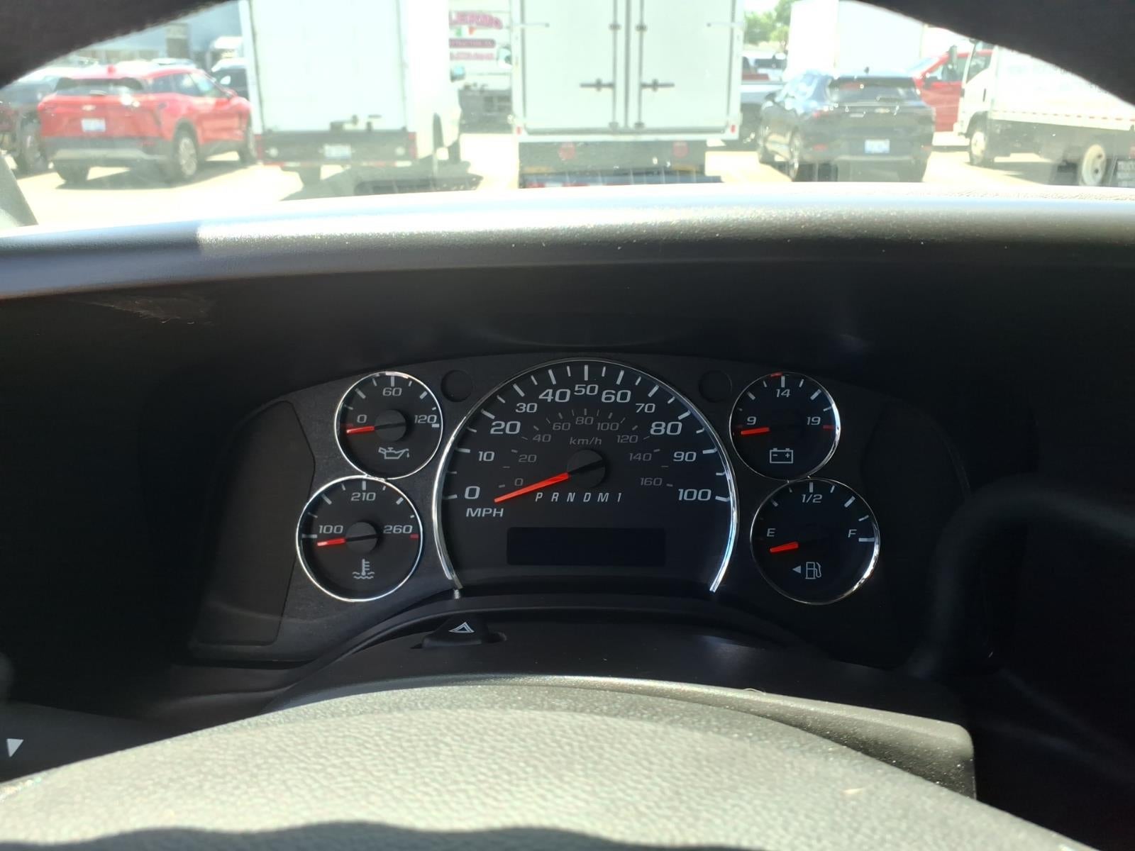 2026 Chevrolet Express Cutaway 4500 2WT