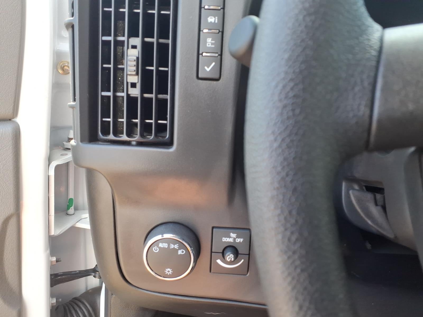 2026 Chevrolet Express Cutaway 4500 2WT