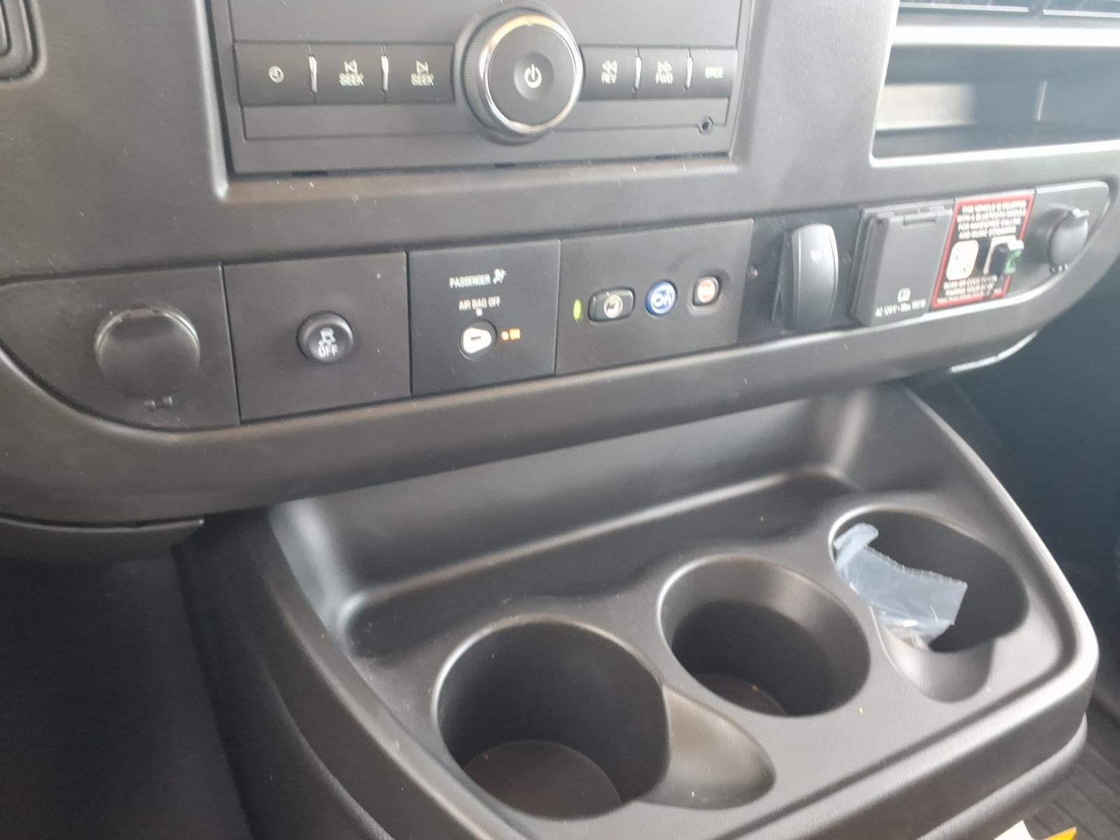 2026 Chevrolet Express Cutaway 4500 2WT