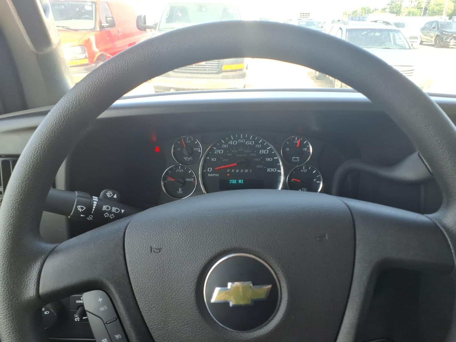 2026 Chevrolet Express Cutaway 4500 2WT